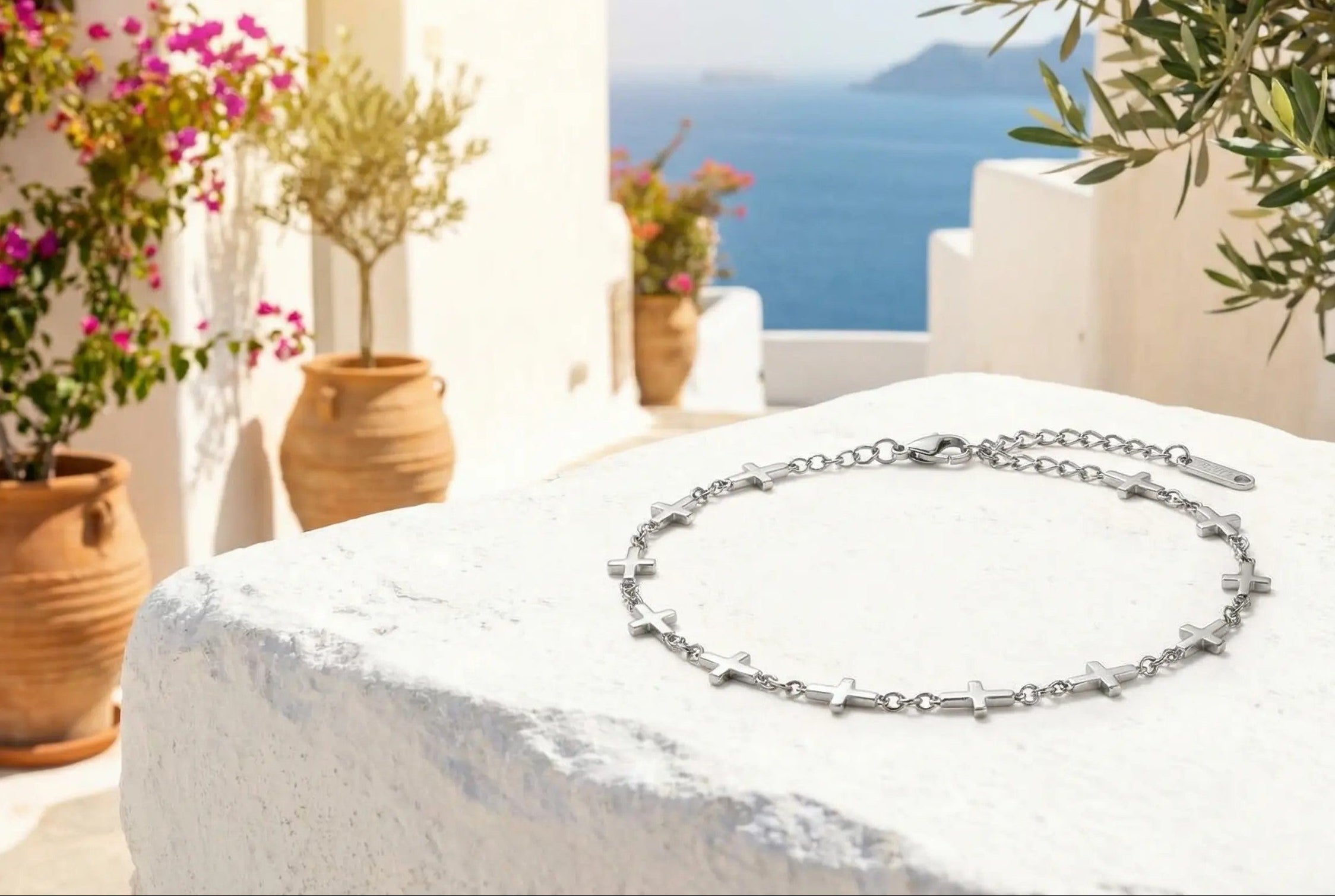 The Simple Cross Bracelet