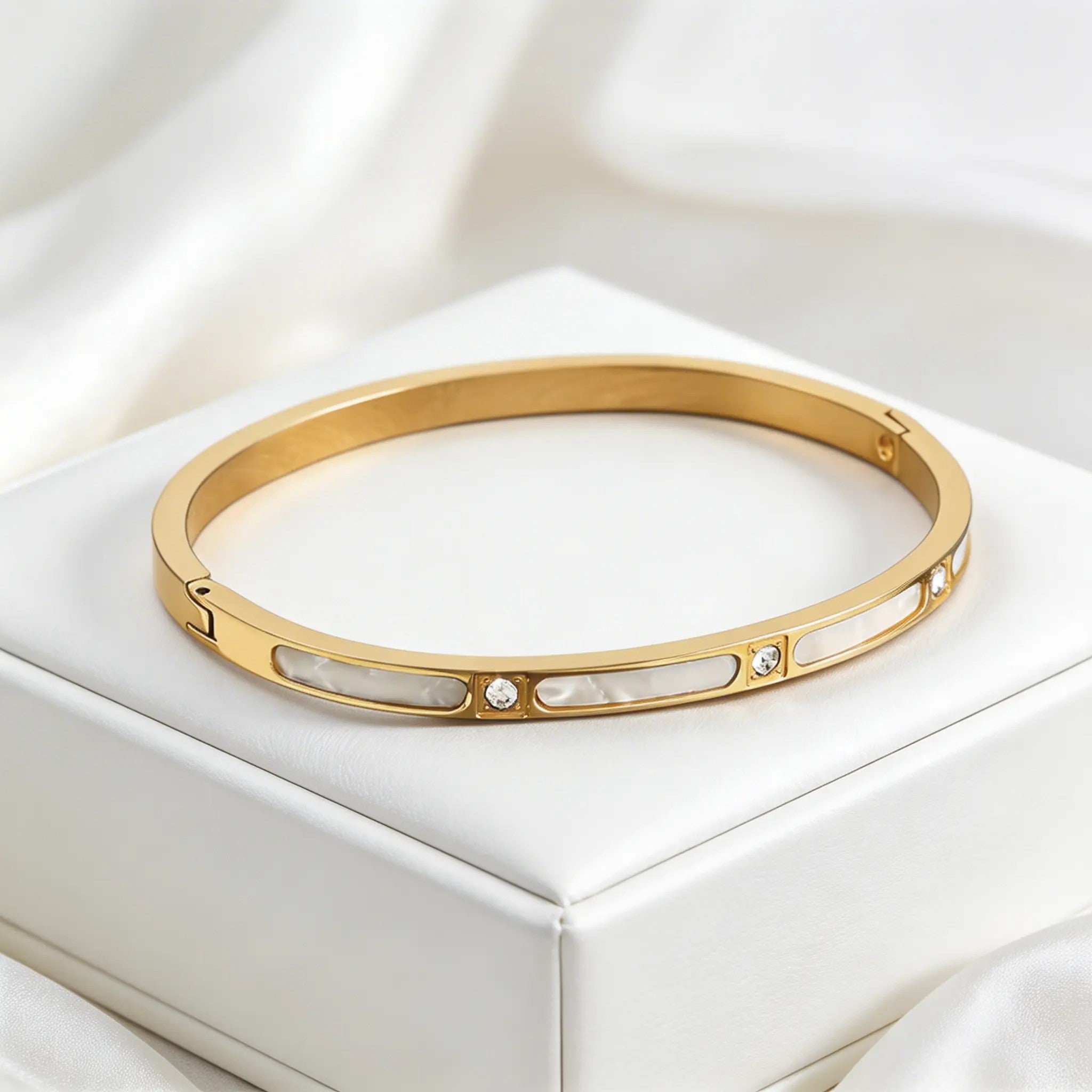 The Slim Shell Inlay Bangle Bracelet