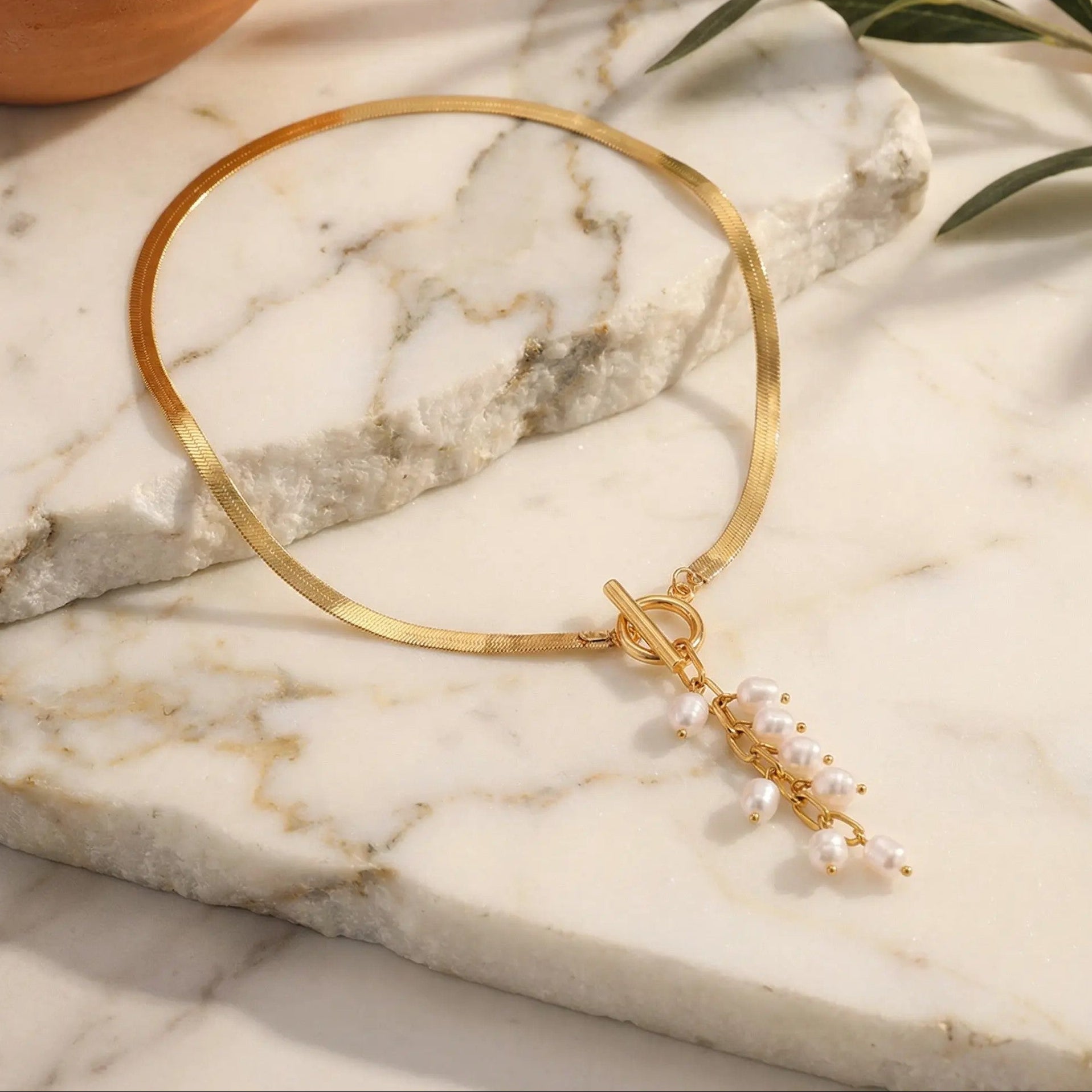 The Lux Pearl Necklace