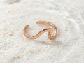 The Wave Toe Ring