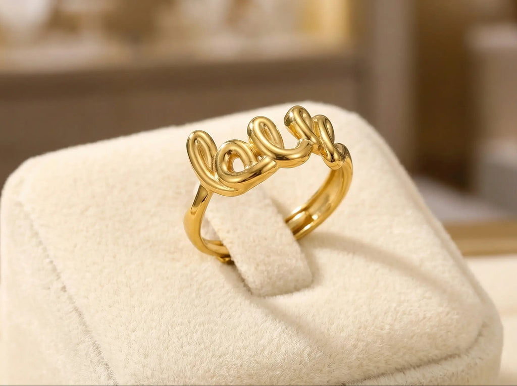 The Amora Ring