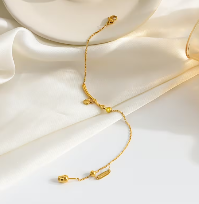 The Aphrodite Bracelet