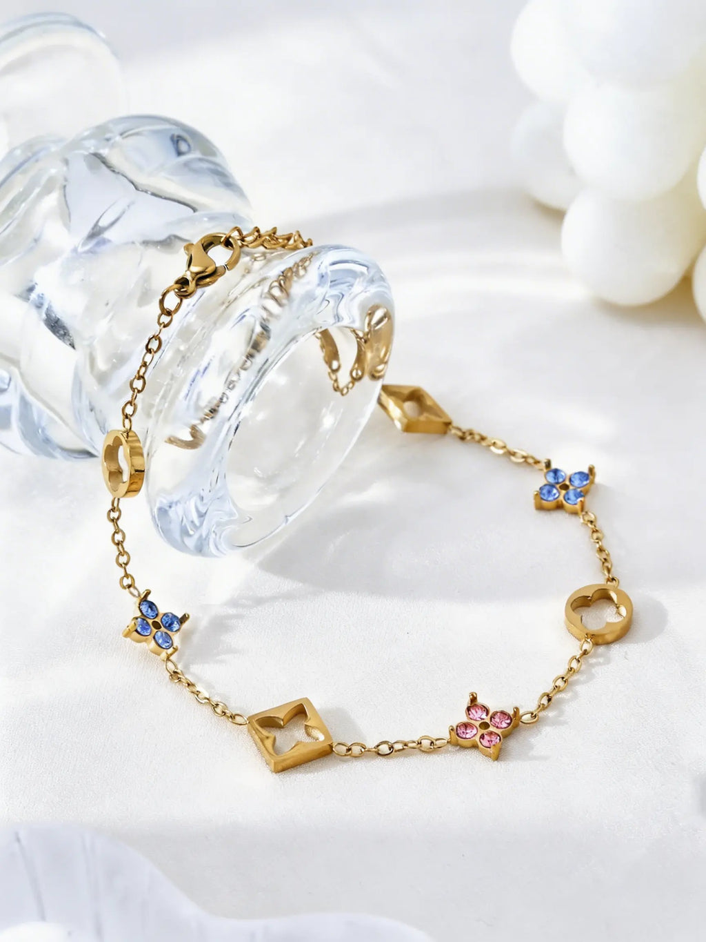 The Clover Bracelet